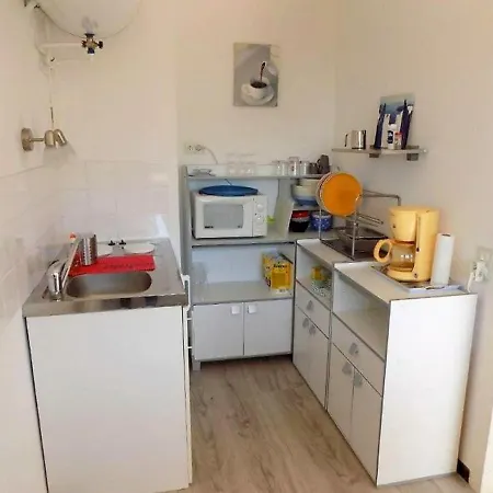 Apartment Vaux-sur-mer, 1 Piece, 3 Personnes - Fr-1-305a-8 Vaux-sur-Mer