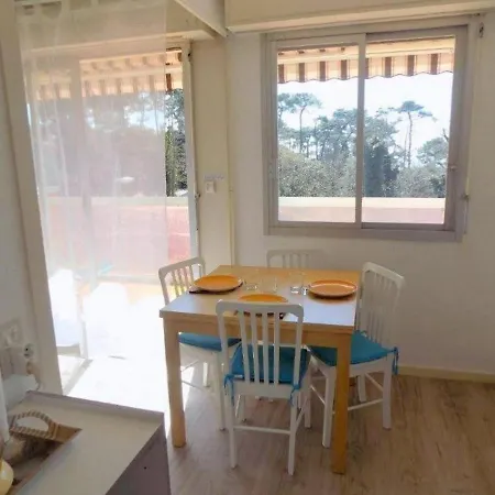 Apartment Vaux-sur-mer, 1 Piece, 3 Personnes - Fr-1-305a-8 Vaux-sur-Mer